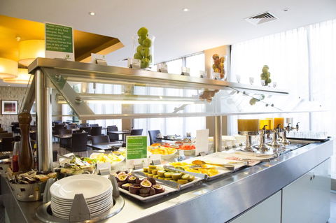 Holiday Inn Parramatta, An IHG Hotel - Cruises Travel 44
