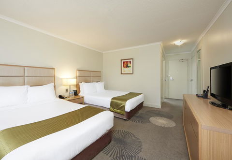Holiday Inn Parramatta, An IHG Hotel - Cruises Travel 2