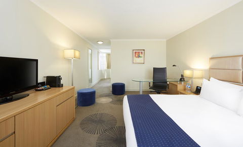 Holiday Inn Parramatta, An IHG Hotel - Cruises Travel 6