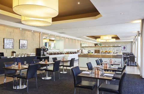 Holiday Inn Parramatta, An IHG Hotel - Cruises Travel 15