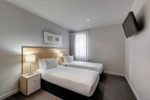 Adina Apartment Hotel Chippendale - Cruises Travel 9