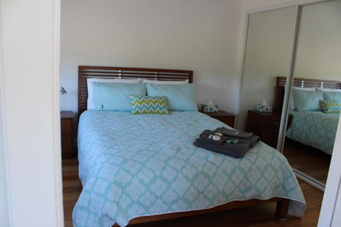 Red Waratah - Tourism Guide 6