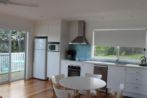 Red Waratah - Tourism Guide 8