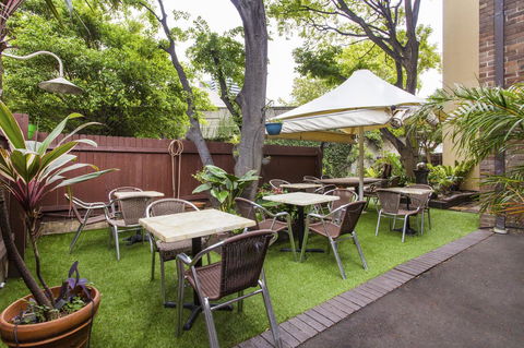 Sydney Harbour Bed And Breakfast - Cruises Travel 2
