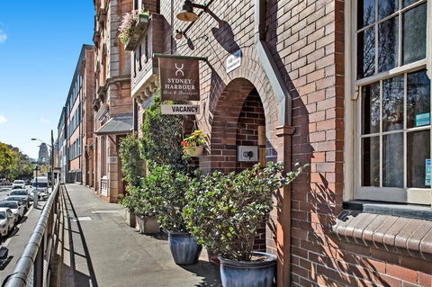 Sydney Harbour Bed And Breakfast - Cruises Travel 0