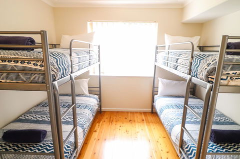 Coastal Horizons Beach House - Travel Search 6