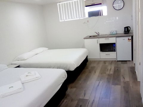 Appin Village Motel - Tourism Guide 10