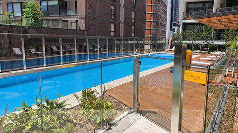 Two Bedroom Darling Harbour Apt Chinatown CBD UTS - Cruises Travel 5