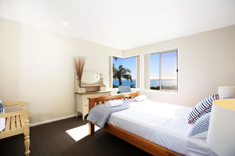 Seaglass - Stunning Views Of Jervis Bay - Travel Search 11