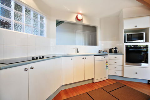 Seaglass - Stunning Views Of Jervis Bay - Travel Search 10