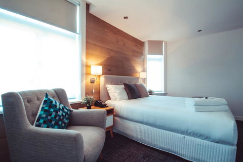 Crown Hotel Surry Hills - Cruises Travel 12