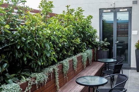Crown Hotel Surry Hills - Cruises Travel 41
