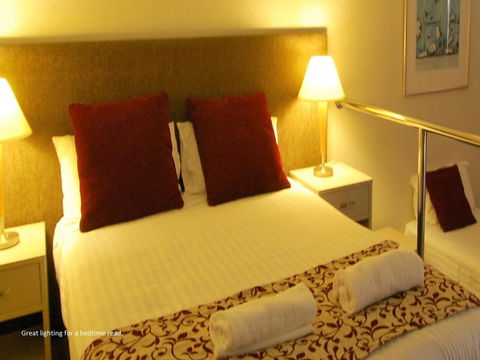 Fern Bay Motel - Cruises Travel 17