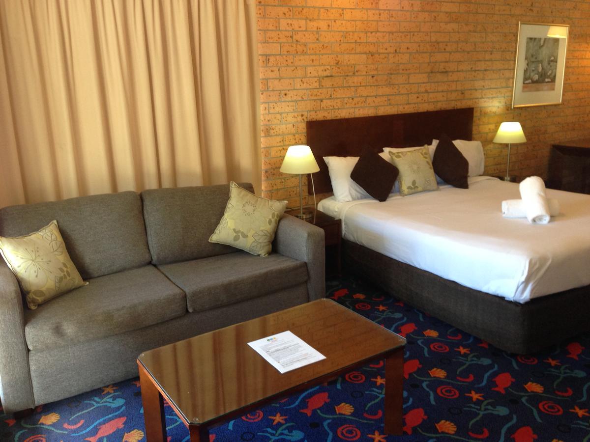 Fern Bay NSW Cruises Travel