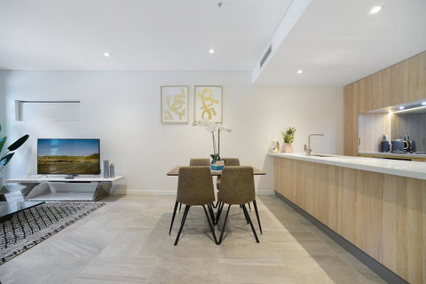 Luxury Home Hotel Next To Darling Harbour - Tourism Guide 2