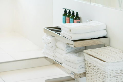 Luxury Home Hotel Next To Darling Harbour - Tourism Guide 17