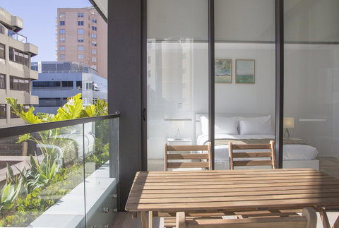 Cozy Apartment With Harbour Bridge View In Bondi - Tourism Guide 6