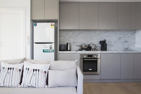 Cozy Apartment With Harbour Bridge View In Bondi - Tourism Guide 2