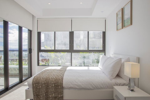 Cozy Apartment With Harbour Bridge View In Bondi - Tourism Guide 5