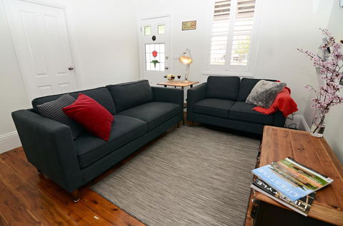 Thelma's Temora - Tourism Guide 6