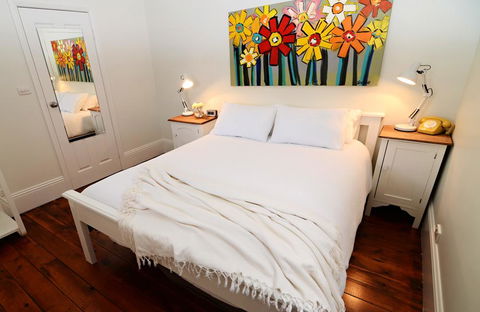 Thelma's Temora - Tourism Guide 4