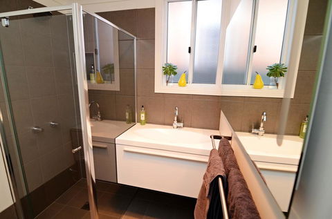 Thelma's Temora - Tourism Guide 3