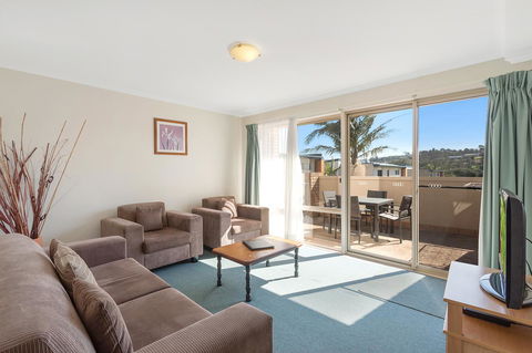Black Dolphin Resort Motel & Apartments - Travel Search 1