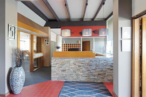 Black Dolphin Resort Motel & Apartments - Travel Search 40