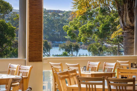 Black Dolphin Resort Motel & Apartments - Travel Search 32
