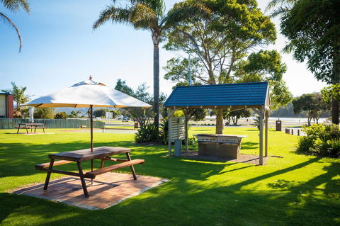 Black Dolphin Resort Motel & Apartments - Travel Search 28