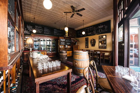 Australian Heritage Hotel - Cruises Travel 23