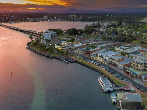 Centrepoint 10 - Tourism Guide 5