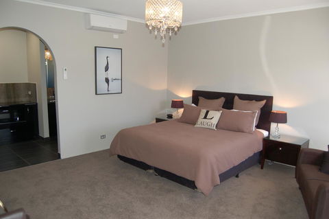 Federation Motel Resort - Corowa - Travel Agents 4