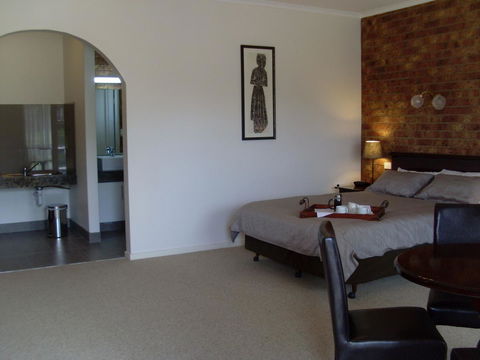 Federation Motel Resort - Corowa - Travel Agents 25