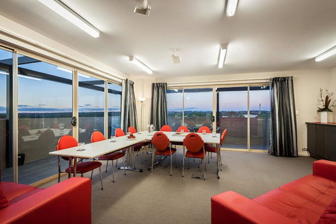 Mantra Castle Hill Sydney, An Accor Hotel - Travel Agents 4