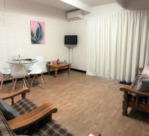 Kon Tiki Apartments - Cruises Travel 20