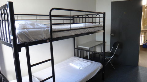 Clover Backpackers - Cruises Travel 38
