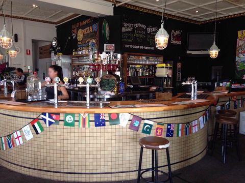 Clover Backpackers - Cruises Travel 22