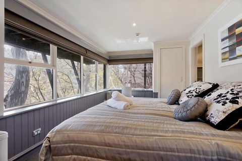 Pure Chalet Thredbo - Tourism Guide 29
