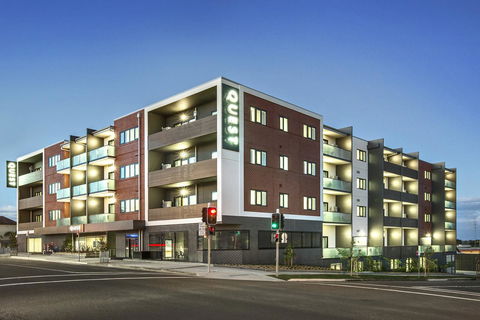 Quest Nowra - Travel Agents 7
