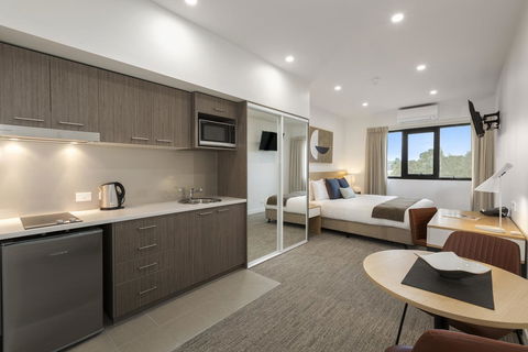 Quest Nowra - Travel Agents 1