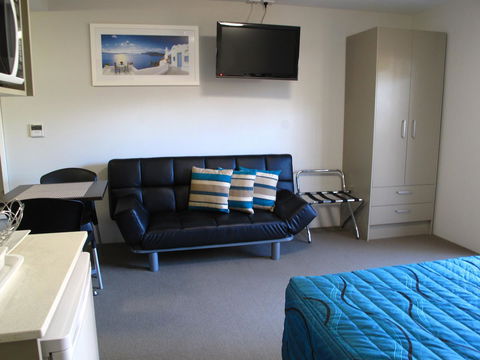 Strathfield Executive Accommodation - Cruises Travel 21