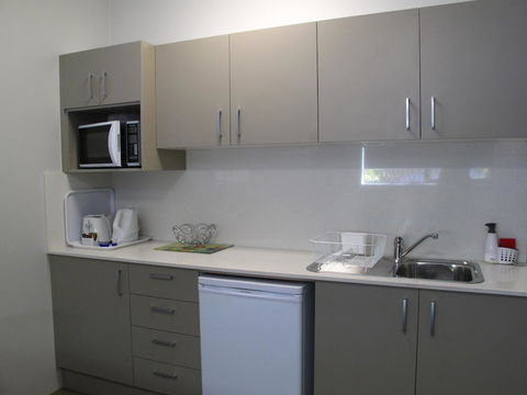 Strathfield Executive Accommodation - Cruises Travel 27