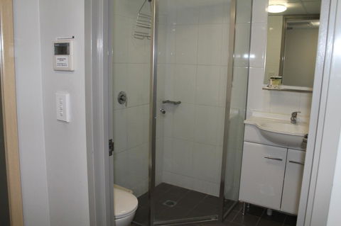 Strathfield Executive Accommodation - Cruises Travel 15