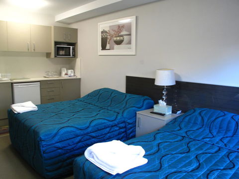 Strathfield Executive Accommodation - Cruises Travel 39