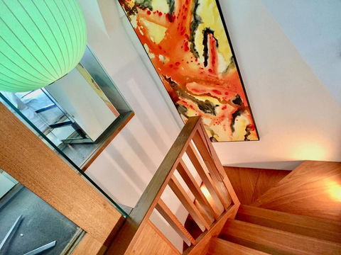 3 Storey Home Close Walk To Fox Studios SCG & City - Cruises Travel 21