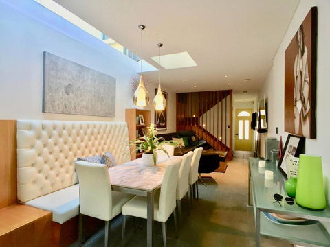 3 Storey Home Close Walk To Fox Studios SCG & City - Cruises Travel 26