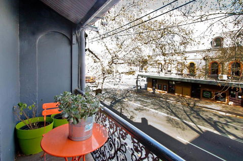 3 Storey Home Close Walk To Fox Studios SCG & City - Cruises Travel 24