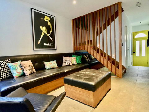 3 Storey Home Close Walk To Fox Studios SCG & City - Cruises Travel 23