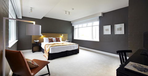 Harbour Rocks Hotel Sydney - Cruises Travel 24